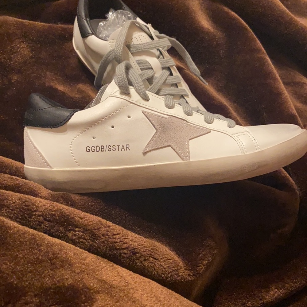 Golden Goose Sneakers
